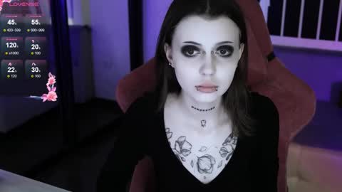 Violet online show from 24, 10, 2025