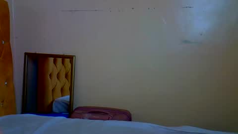 prettycandy0 online show from 4, 2, 2026