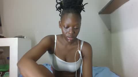 Snapshot of prettydollk_dons chatting on 15, 2, 2026 prettydollk_dons online show from 15, 2, 2026