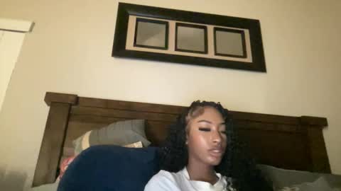 prettyfacefemale online show from 10, 3, 2026