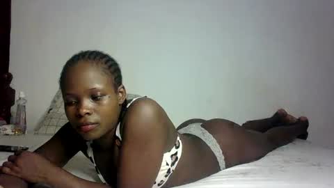 Snapshot of prettymelly_ chatting on 24, 2, 2025 Melly online show from 24, 2, 2025