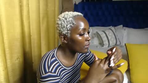 Snapshot of prettyquee chatting on 17, 4, 2026 sasha online show from 17, 4, 2026