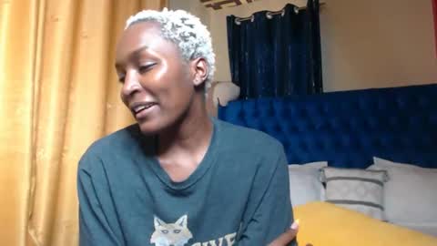 Snapshot of prettyquee chatting on 6, 5, 2026 sasha online show from 6, 5, 2026