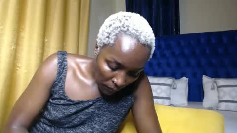 Snapshot of prettyquee chatting on 13, 5, 2026 sasha online show from 13, 5, 2026