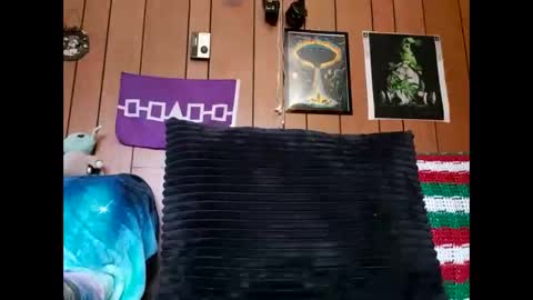 prettysolidd7 online show from 31, 12, 2024