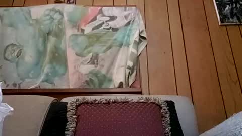 prettysolidd7 online show from 5, 2, 2025