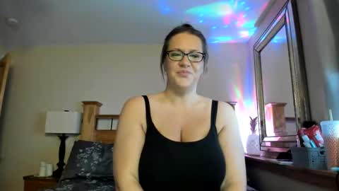 Snapshot of prettystarmn chatting on 23, 4, 2026 prettystarmn online show from 23, 4, 2026