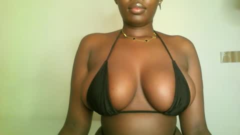 prettyvishy online show from 6, 3, 2025