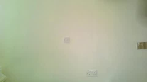 prettyvishy online show from 10, 3, 2025