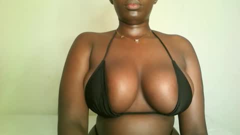 prettyvishy online show from 28, 3, 2026