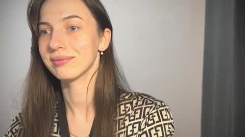 Snapshot of prettyyy_angel chatting on 30, 9, 2025 prettyyy_angel online show from 30, 9, 2025