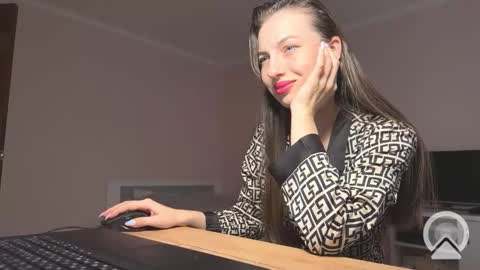 Snapshot of prettyyy_angel chatting on 25, 10, 2025 prettyyy_angel online show from 25, 10, 2025