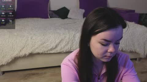 Snapshot of prettyyy_kitty chatting on 24, 4, 2026 Kitty online show from 24, 4, 2026