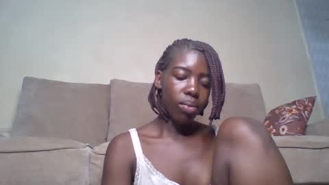 prettyzuzu online show from 25, 9, 2025