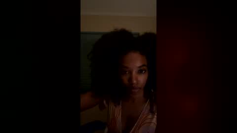 Snapshot of primrose22 chatting on 25, 7, 2026 primrose22 online show from 25, 7, 2026