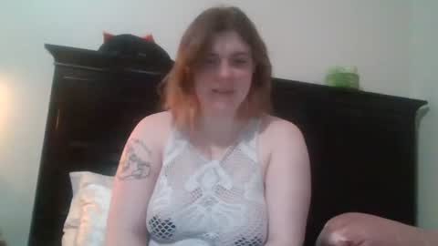 Snapshot of princ3ssp3ach2 chatting on 20, 7, 2026 princ3ssp3ach2 online show from 20, 7, 2026