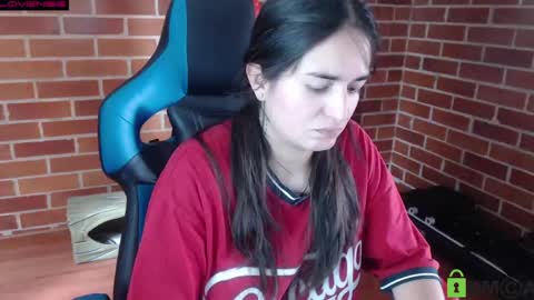 Snapshot of princesa_leia_zathur chatting on 4, 6, 2026 Leia online show from 4, 6, 2026