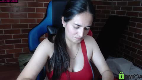 Snapshot of princesa_leia_zathur chatting on 6, 6, 2026 Leia online show from 6, 6, 2026