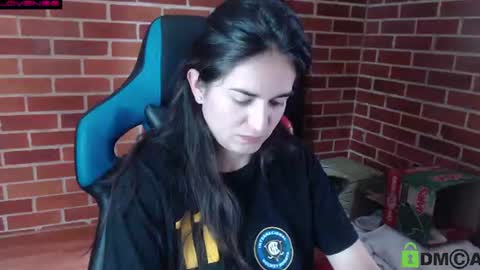 Snapshot of princesa_leia_zathur chatting on 9, 6, 2026 Leia online show from 9, 6, 2026