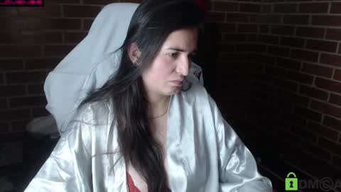 Snapshot of princesa_leia_zathur chatting on 18, 6, 2026 Leia online show from 18, 6, 2026