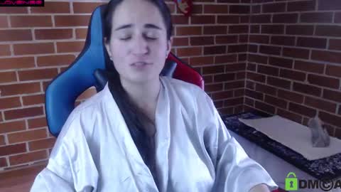 Snapshot of princesa_leia_zathur chatting on 24, 7, 2026 Leia online show from 24, 7, 2026