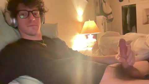 Snapshot of princespeaches chatting on 21, 11, 2025 Peaches online show from 21, 11, 2025