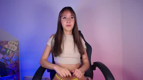Snapshot of princess_emily69 chatting on 1, 4, 2026 Emily online show from 1, 4, 2026