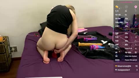 Kiki online show from 16, 9, 2025