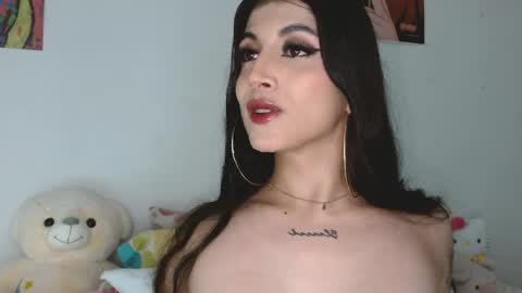 Sophie online show from 18, 4, 2026