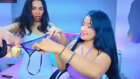 Snapshot of princess_petite18 chatting on 19, 6, 2026 princess_petite18 online show from 19, 6, 2026