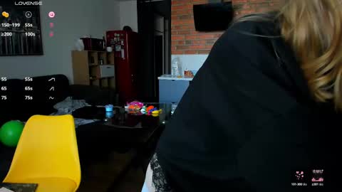 Snapshot of princessaalicc chatting on 7, 2, 2025 princessaalicc online show from 7, 2, 2025