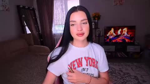 Snapshot of princessamira1 chatting on 17, 7, 2026 princessamira1 online show from 17, 7, 2026
