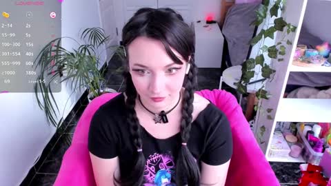 Princess Foxy online show from 17, 1, 2025