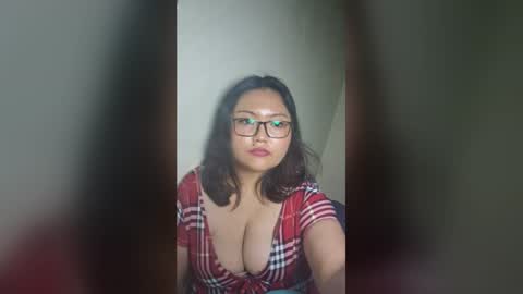 Snapshot of princesslilyrosie chatting on 24, 6, 2026 Lily Rosie online show from 24, 6, 2026
