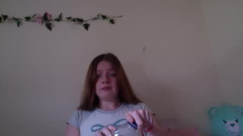 Snapshot of princesssnowflk84 chatting on 27, 5, 2026 princesssnowflk84 online show from 27, 5, 2026