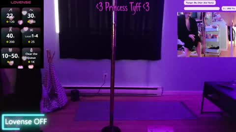 Snapshot of princesstyff chatting on 14, 4, 2026 Tyff et Blast online show from 14, 4, 2026
