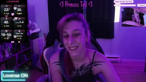 Snapshot of princesstyff chatting on 23, 4, 2026 Tyff et Blast online show from 23, 4, 2026