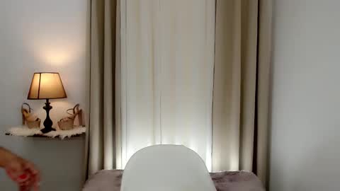 princessyanzy1 online show from 3, 1, 2025