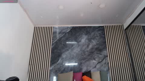 priscilarainbow online show from 7, 1, 2025