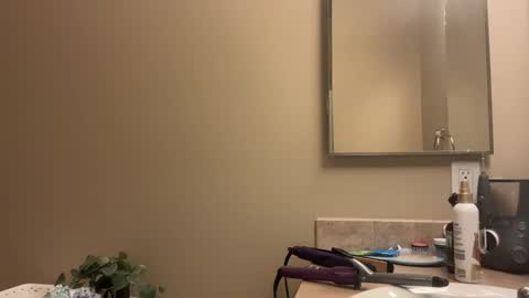 Snapshot of prism50 chatting on 15, 10, 2025 Prism online show from 15, 10, 2025