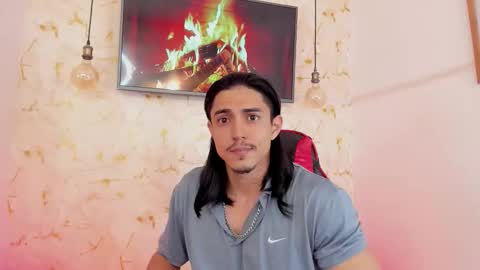 Snapshot of privilegewc chatting on 19, 10, 2025 privilegewc online show from 19, 10, 2025