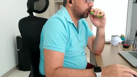 Snapshot of professional_manbd chatting on 18, 9, 2025 Professional manBD online show from 18, 9, 2025