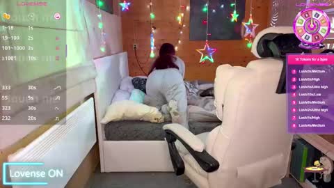 Queen of Pain online show from 17, 2, 2025