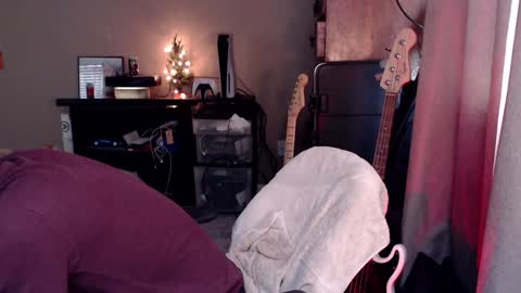 Snapshot of psilocipher chatting on 4, 2, 2025 Sk8wave online show from 4, 2, 2025