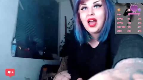 Snapshot of psychobitch69 chatting on 19, 10, 2025 OlivePsy online show from 19, 10, 2025