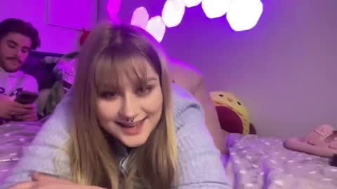Snapshot of puckxbunnyy chatting on 8, 2, 2025 Bunny online show from 8, 2, 2025