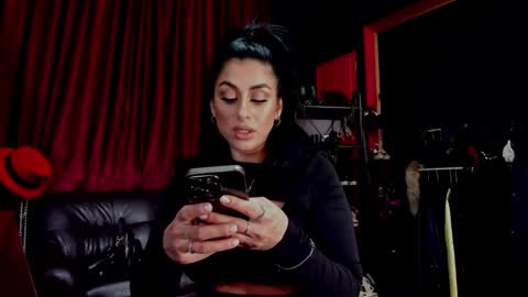 MissPuffyLove online show from 1, 2, 2025