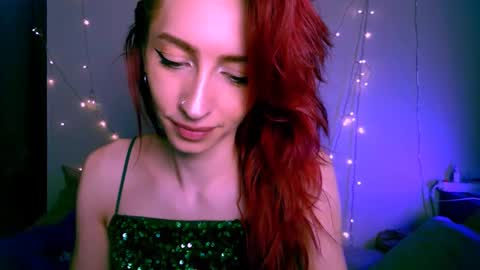 Snapshot of pufpufog chatting on 14, 2, 2025 EsteticHouse online show from 14, 2, 2025