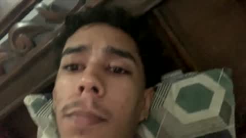 Snapshot of pulgarpaeznicoll2 chatting on 5, 12, 2025 pulgarpaeznicoll2 online show from 5, 12, 2025