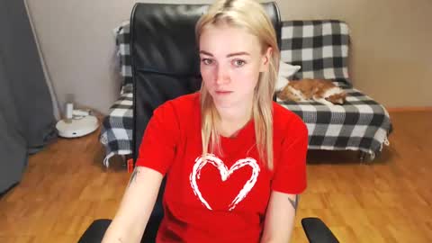 Snapshot of puma_ma chatting on 25, 12, 2024 Polly online show from 25, 12, 2024